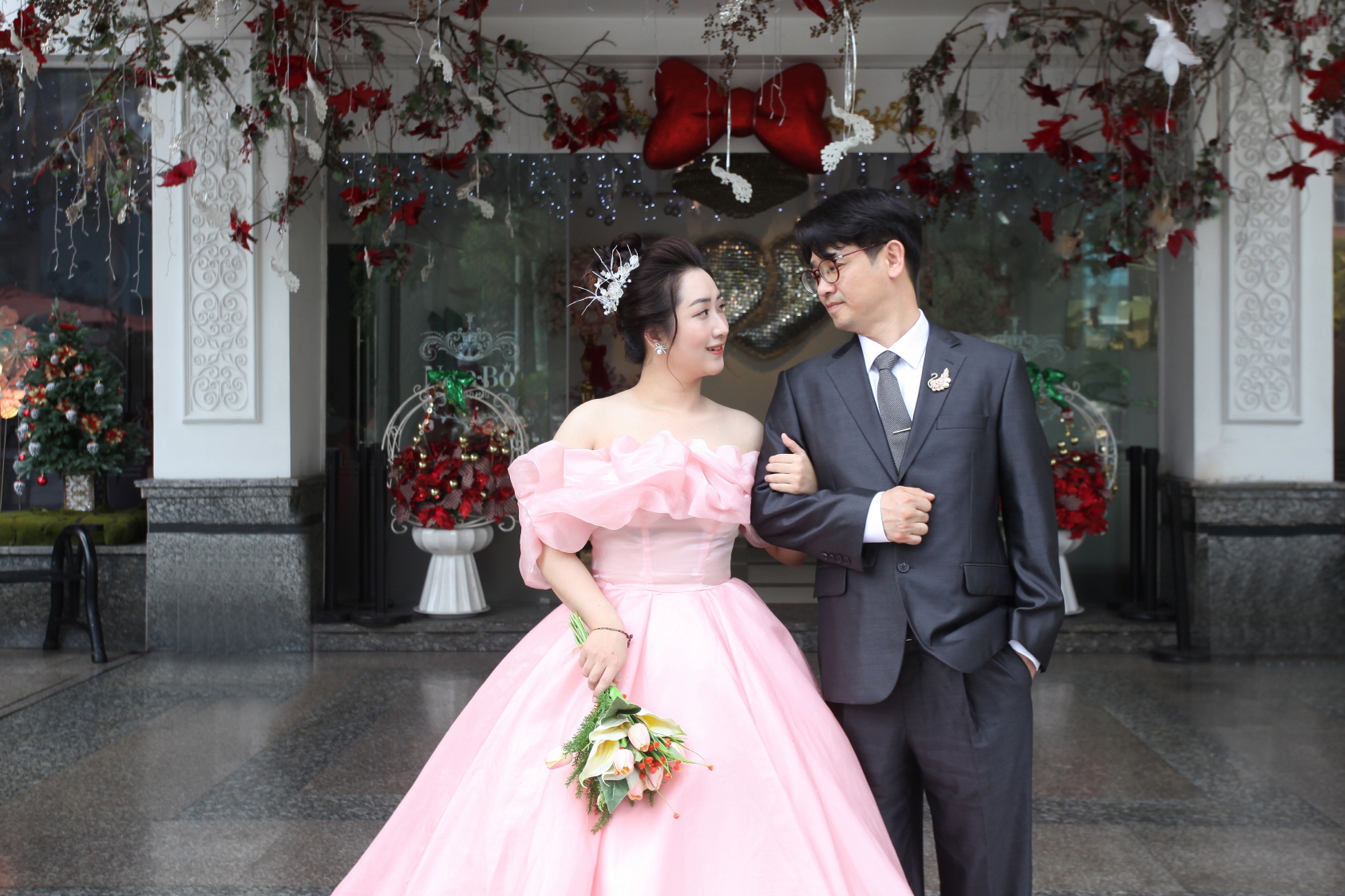 /user/h/hmmarriage/editor/2406/de2c3e8f2f6bdab789735292d406056b_1718167870_8346.JPG 이미지크게보기